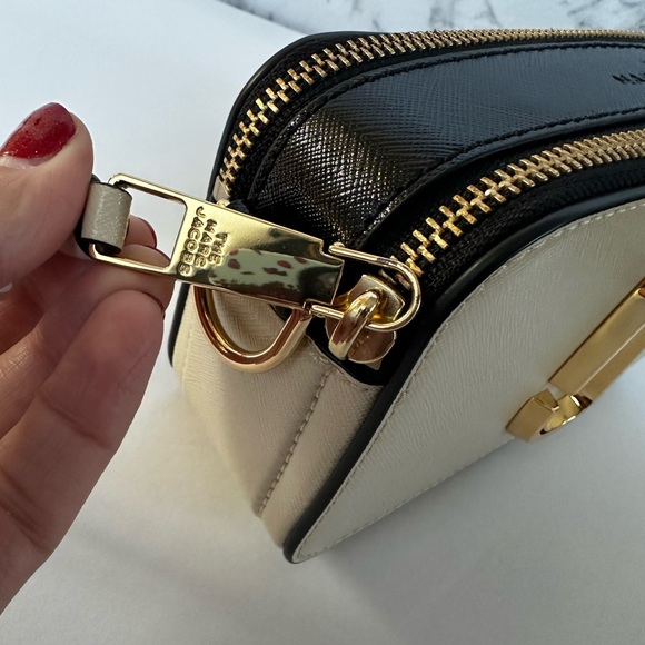 Marc Jacobs Snapshot - Picture 10 of 15